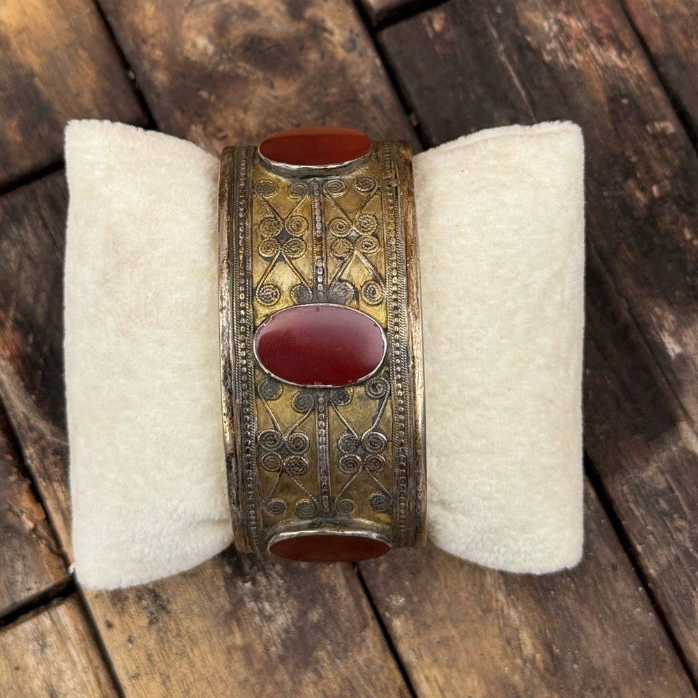 Vintage Turkmen Silver Cuff Bracelet Carnelian Stone